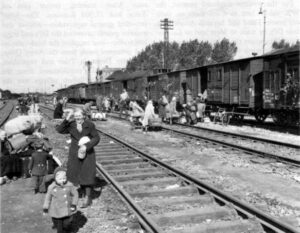 Беженцы на станции Сургут